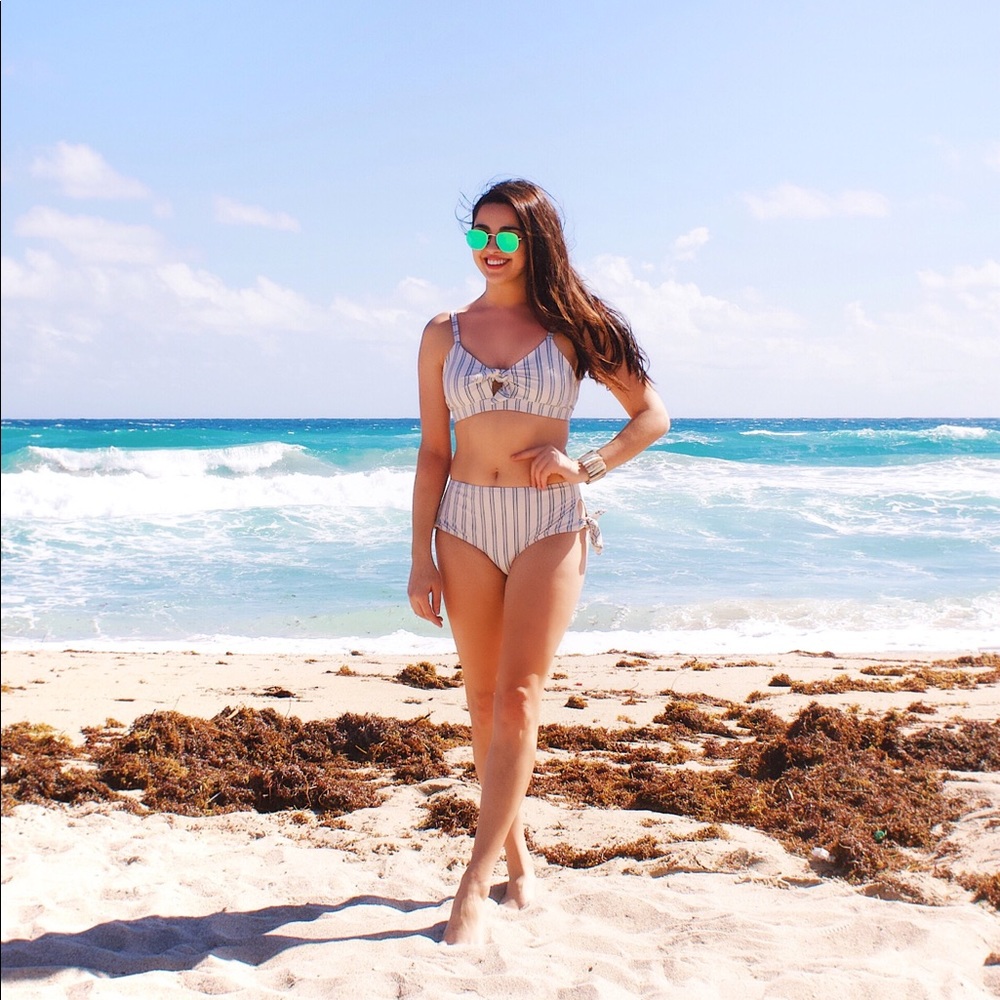 High Seas Off The Hook Bikini Top